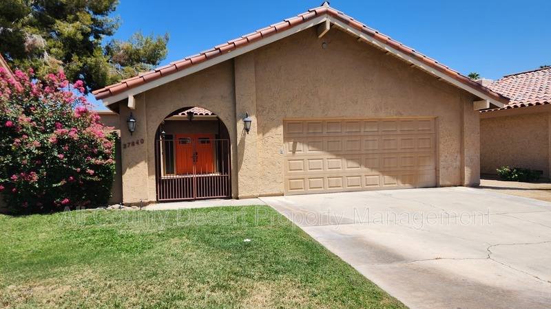 House for rent at 37640 Los Cocos Dr E, Rancho Mirage, CA 92270