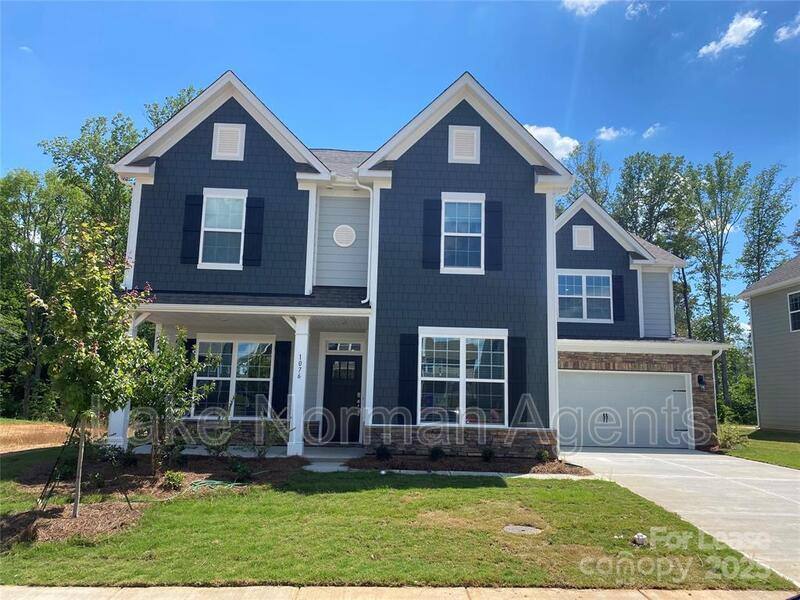 House for rent at 1076 Thoroughbred Dr, Iron Station, NC 28080