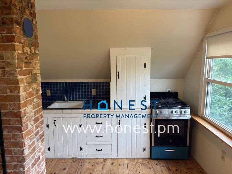 Apartment for rent at 7 Drummond St #3, Auburn, ME 04210