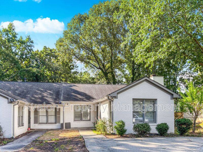 House for rent at 1840 Cooper Lake Dr SE, Smyrna, GA 30080