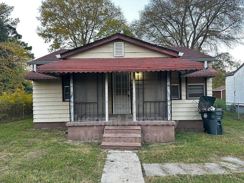 House for rent at 450 4th Thomas St, Birmingham, AL 35214