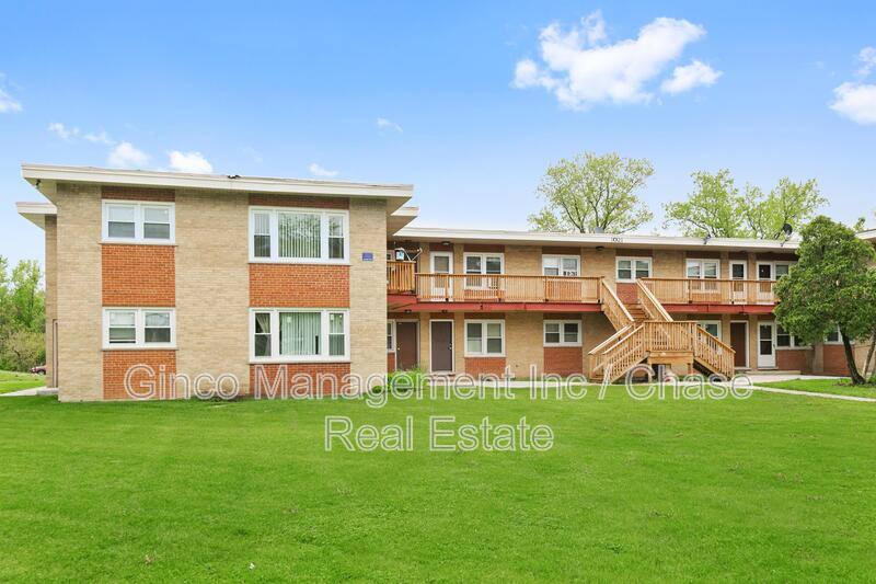 Apartment for rent at 1021 Tollview Ave #12, Aurora, IL 60505