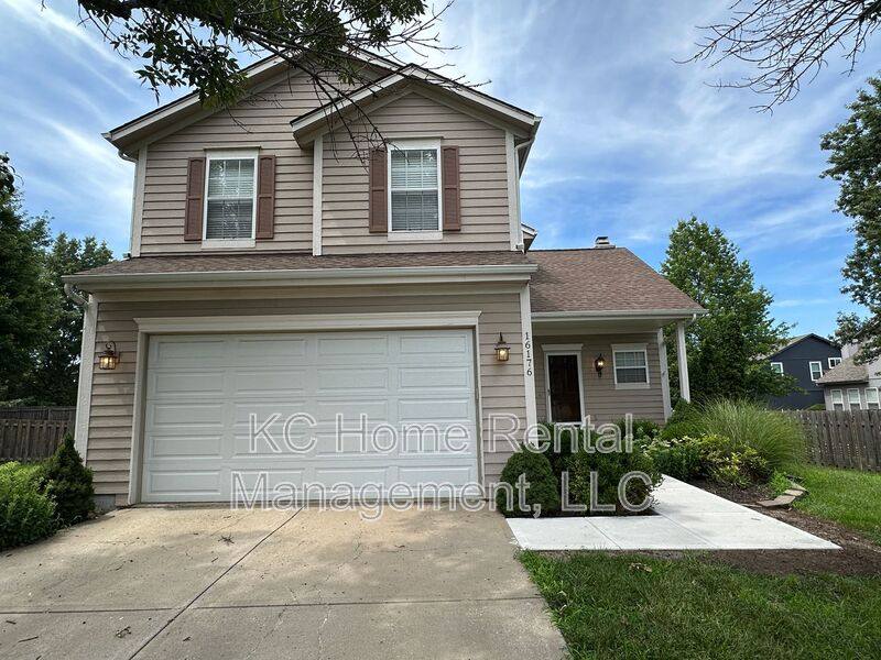 House for rent at 16176 S Avalon St, Olathe, KS 66062