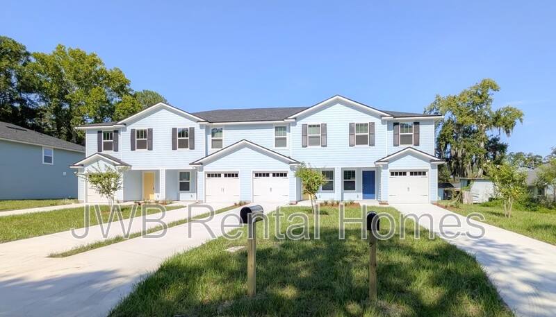 Townhouse for rent at 1114 Comanche St, Jacksonville, FL 32205