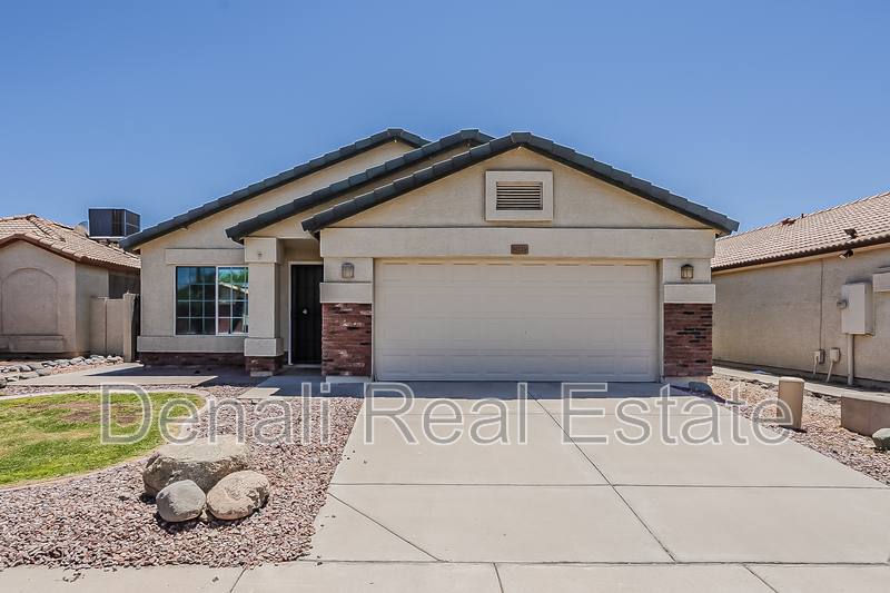 House for rent at 3029 W Matthew Dr, Phoenix, AZ 85027