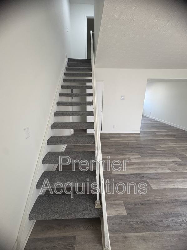 Apartment for rent at 201 E Woodlawn #7, Jerseyville, IL 62052