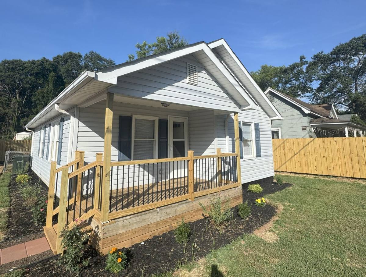 House for rent at 204 Cannon Ave, Greer, SC 29650