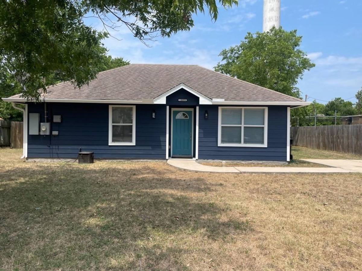 House for rent at 205 College St, Hutto, TX 78634