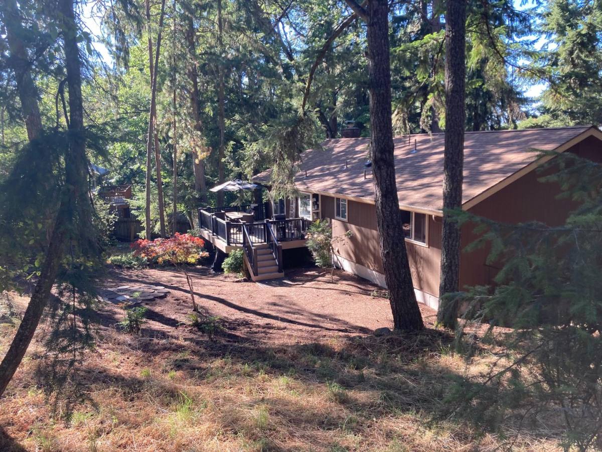 House for rent at 2894 Warren St, Eugene, OR 97405
