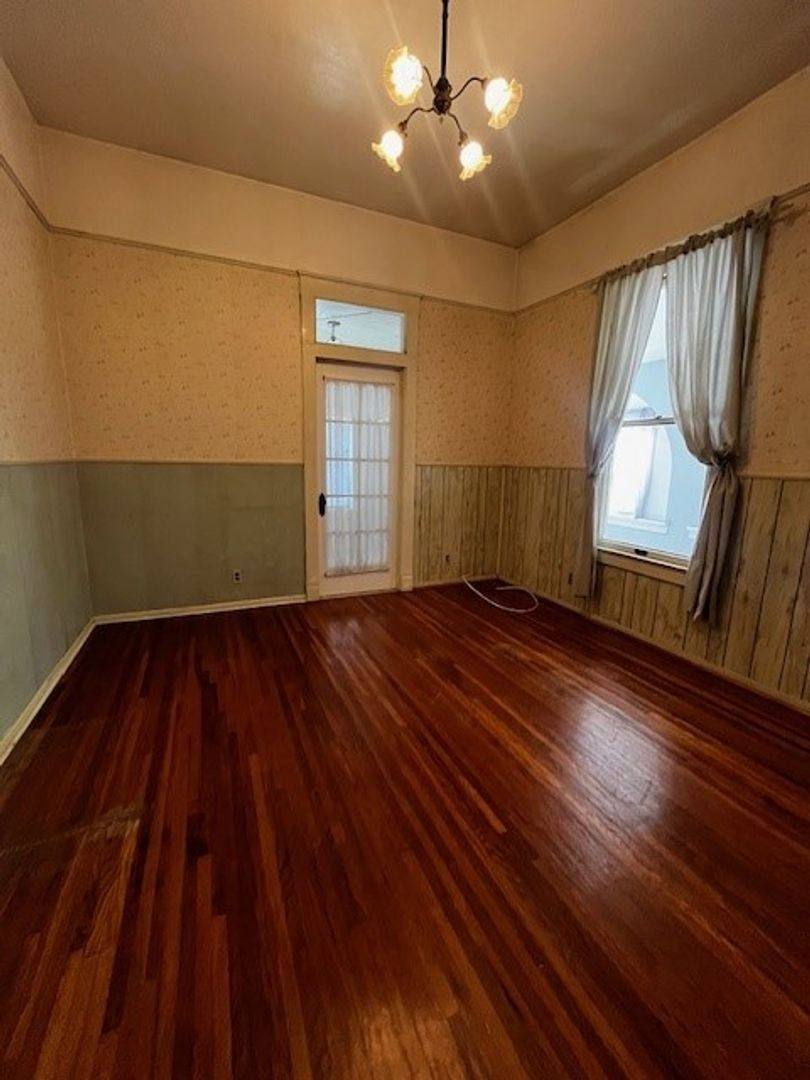 Apartment for rent at 2104 B St, Bakersfield, CA 93301