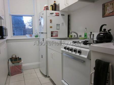 Apartment for rent at 19 Wendell St, Cambridge, MA 02138