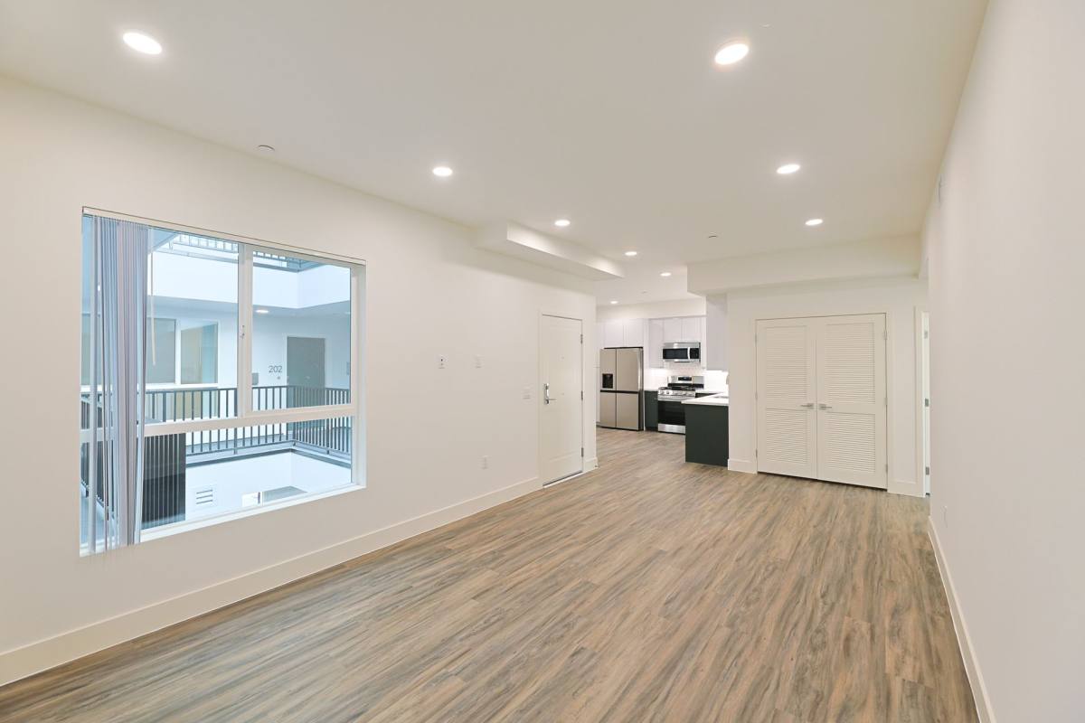 Apartment for rent at 4000 Mont Clair St, Los Angeles, CA 90018