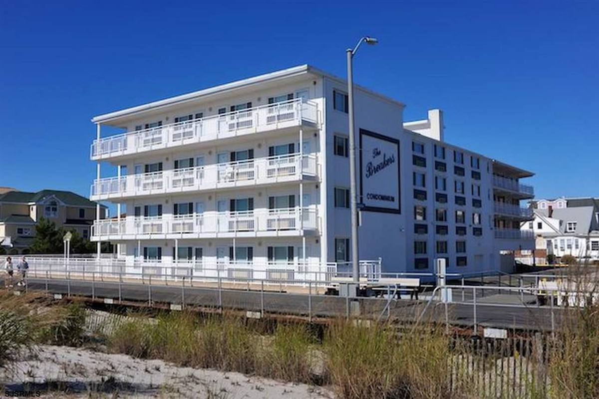 Condo for rent at 5400 Boardwalk #304, Atlantic City, NJ 08404