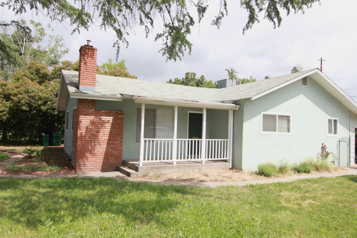 House for rent at 1704 Sunset Ave, Chico, CA 95926