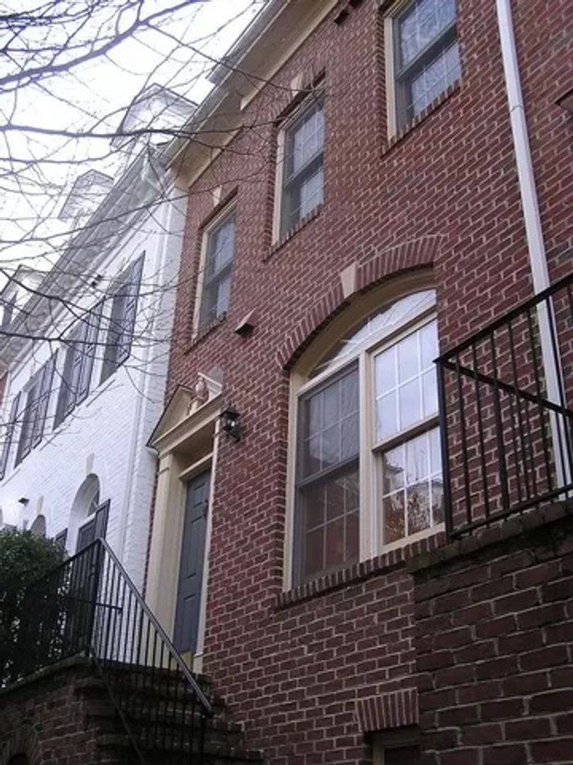 Townhouse for rent at 8849 Ashgrove House Lane, Vienna, VA 22182