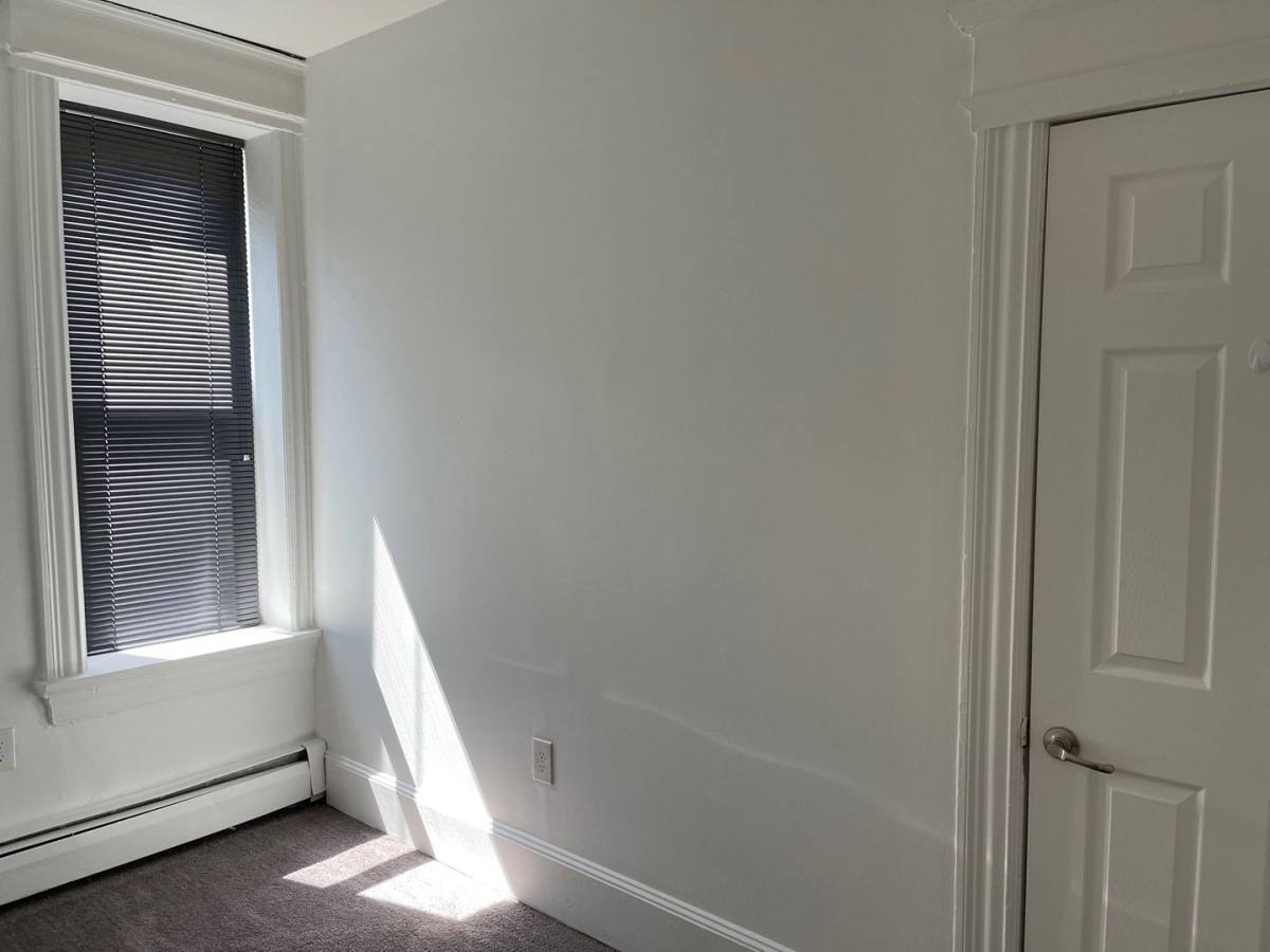 Apartment for rent at 202-204 E Hanover St, Trenton, NJ 08608
