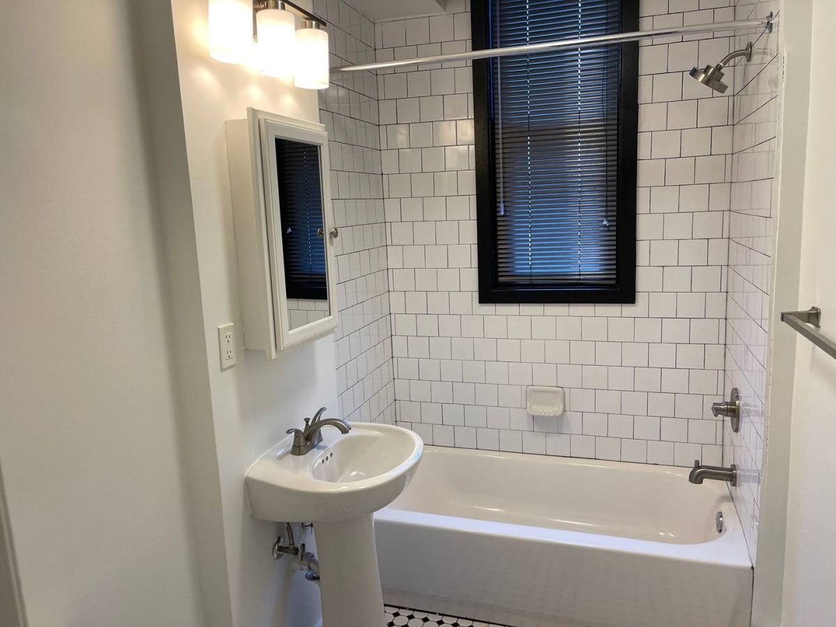 Apartment for rent at 202-204 E Hanover St, Trenton, NJ 08608