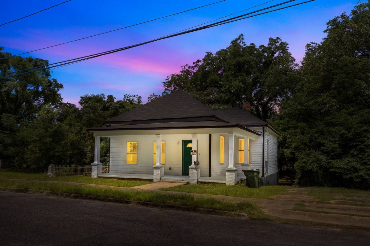 House for rent at 552 S Bainbridge St, Montgomery, AL 36104