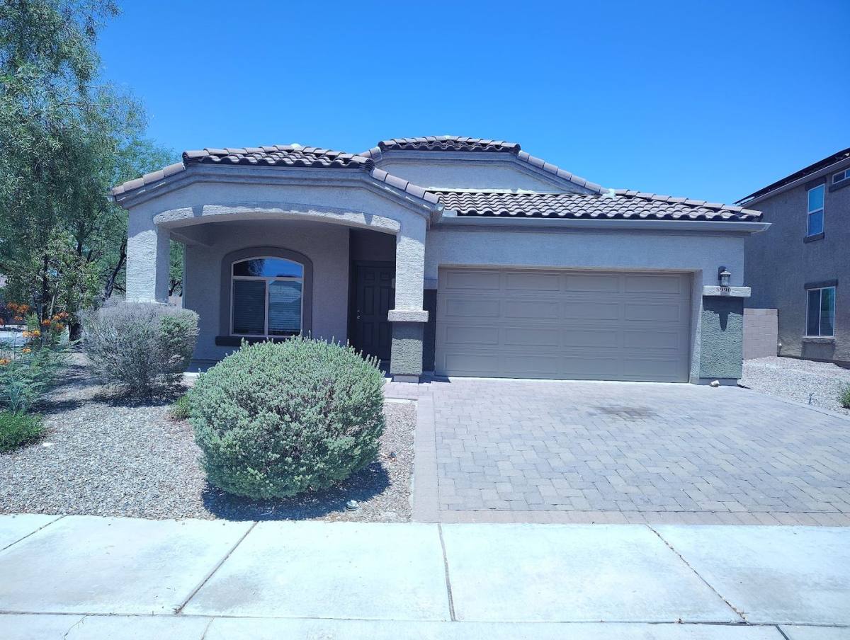 House for rent at 8990 W Cloudwood Dr, Marana, AZ 85653