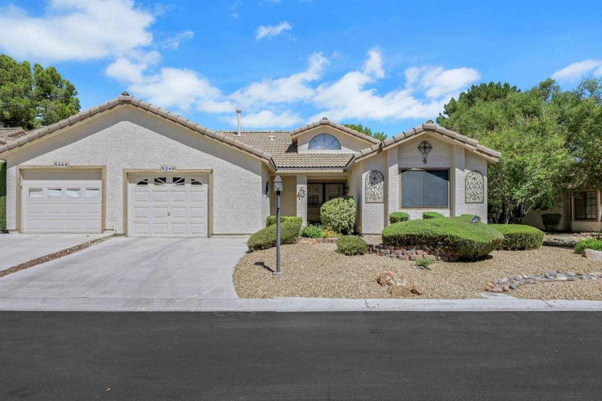 Townhouse for rent at 5240 Las Cruces, Las Vegas, NV 89130