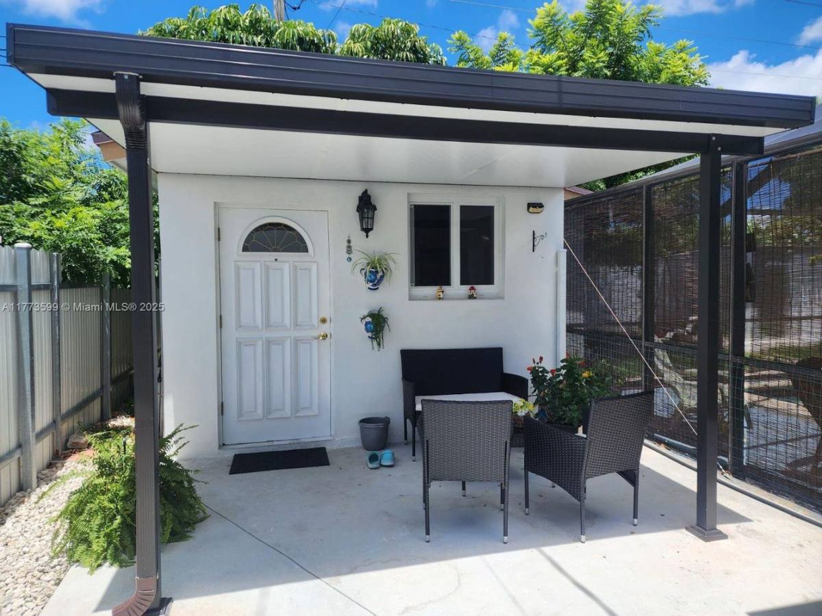 Apartment for rent at 20731 SW 117th Ave #2-2, Miami, FL 33177