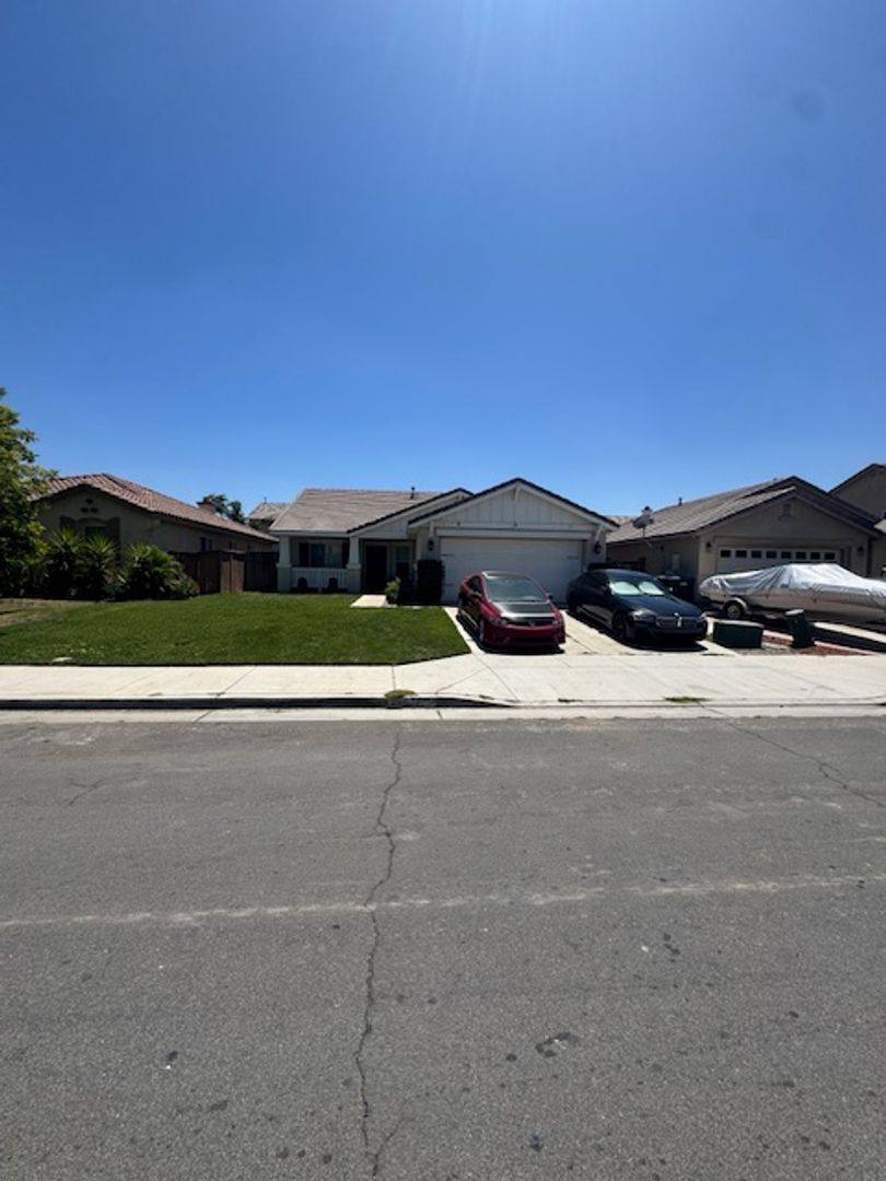 House for rent at 1517 Marigold Dr, Perris, CA 92571