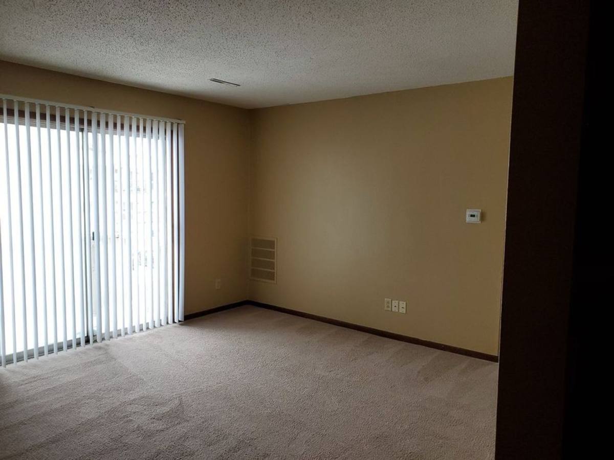 Apartment for rent at 300 S J St, Indianola, IA 50125