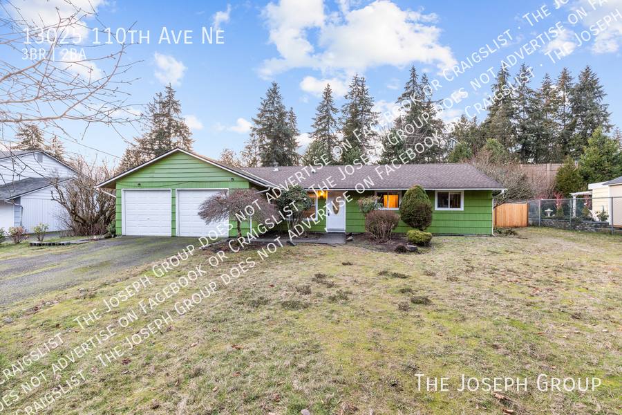 House for rent at 13025 110th Ave NE, Kirkland, WA 98034