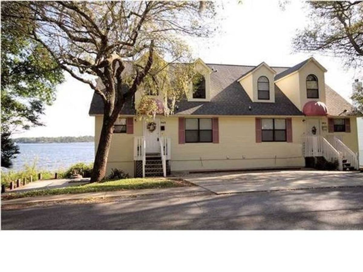Townhouse for rent at 565 Bayshore, Niceville, FL 32578