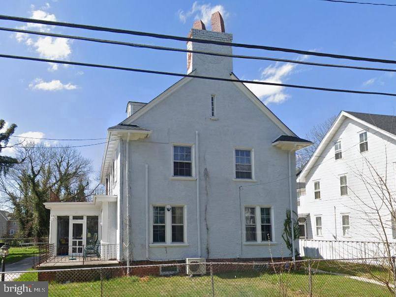 Apartment for rent at 51 Oak St, Pennsville, NJ 08070
