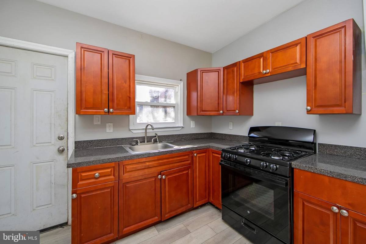 Apartment for rent at 1078 Morton St, Audubon, NJ 08106