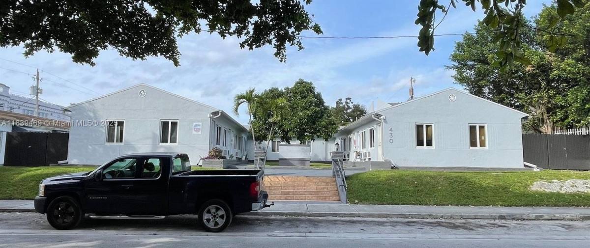 Apartment for rent at 430 SW 6th Ave #2-2, Miami, FL 33130