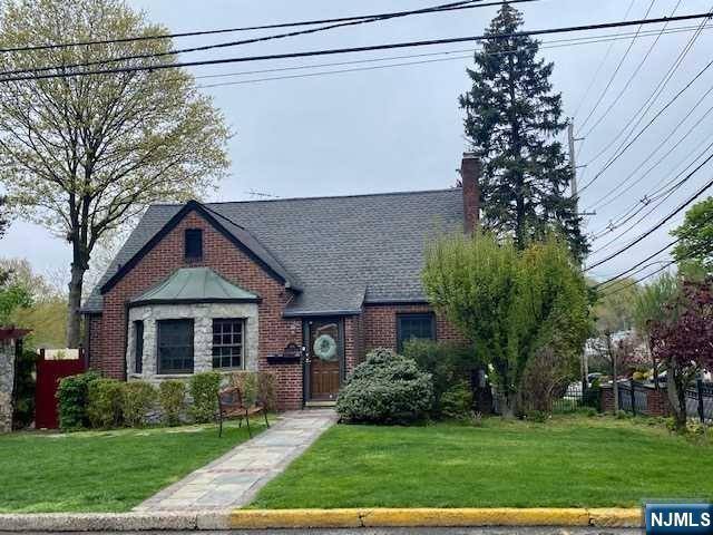 Apartment for rent at 499 Chestnut St #1-1, Astoria, NY 11103