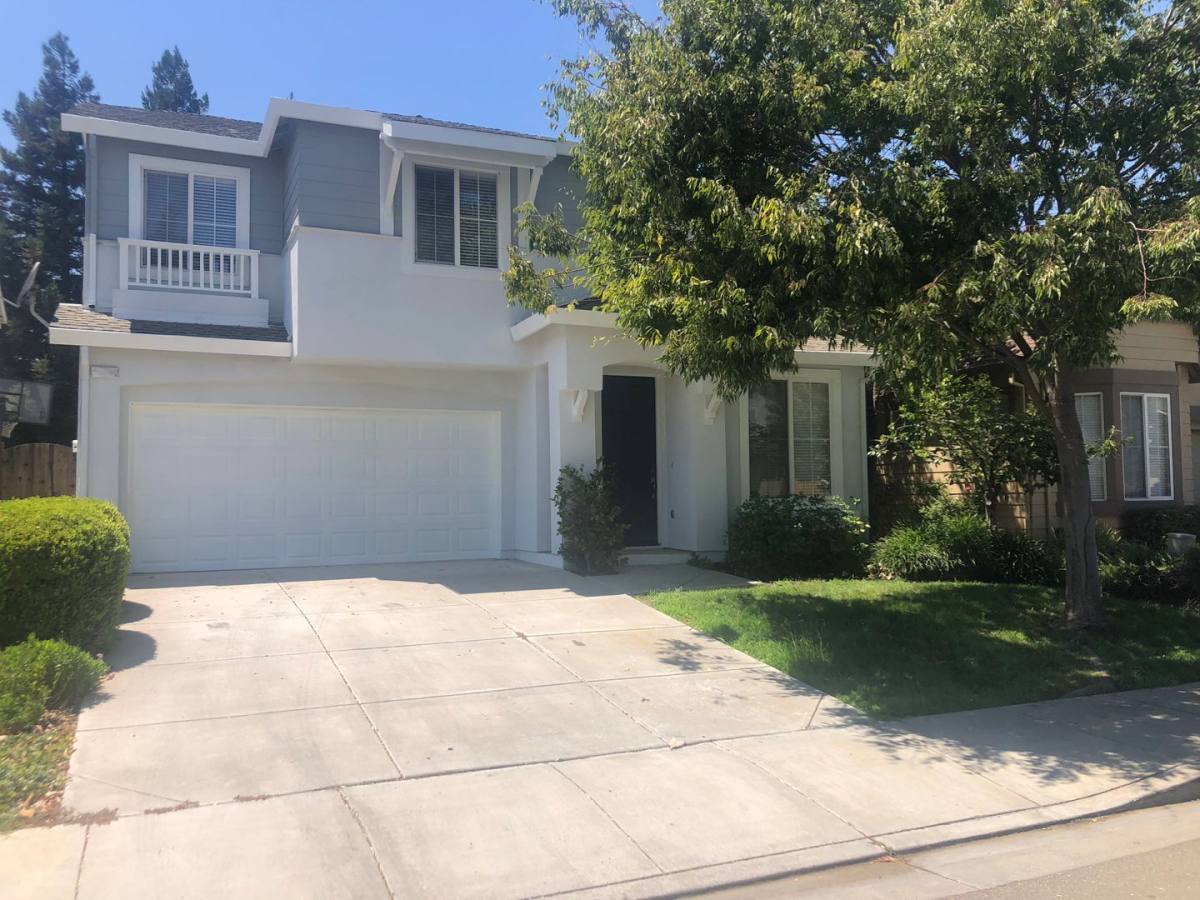House for rent at 2689 Almanor Dr, Tracy, CA 95304