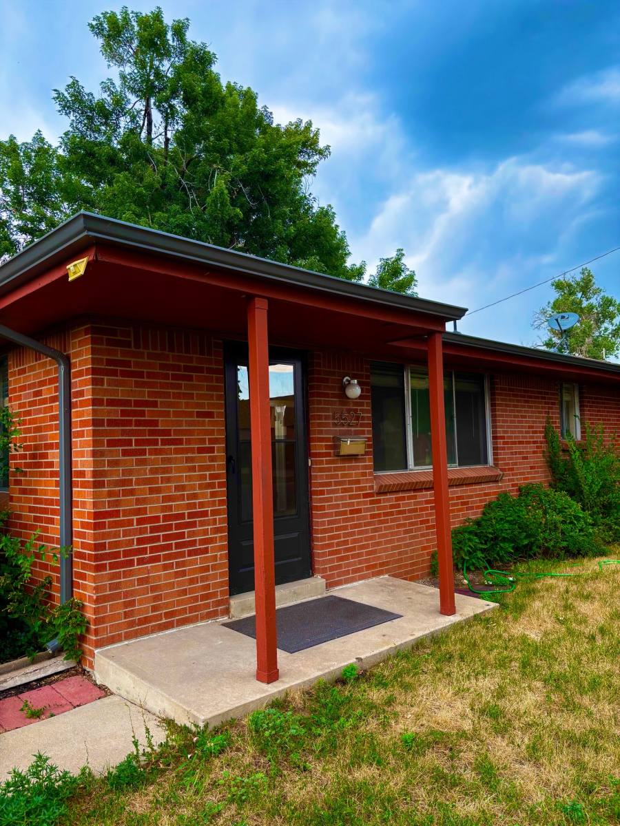 Townhouse for rent at 5523-5527 Newland Way, Arvada, CO 80002