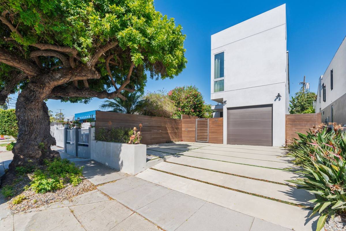 House for rent at 12519 Wagner St, Los Angeles, CA 90066