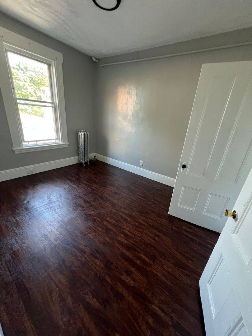 Apartment for rent at 40-68 Hollis St, Framingham, MA 01702