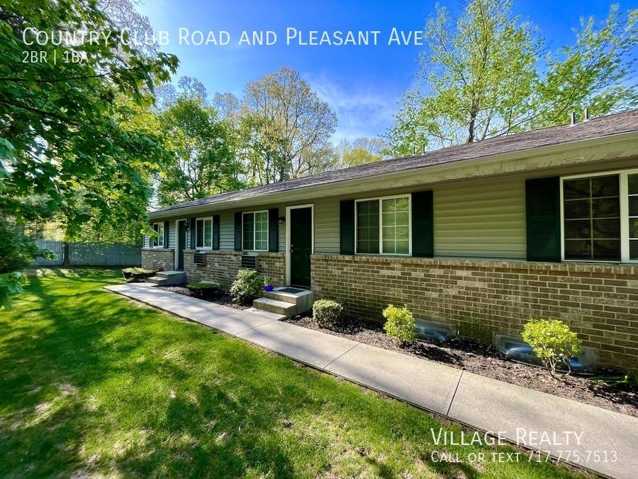 Apartment for rent at 607 Country Club Rd #A, Red Lion, PA 17356