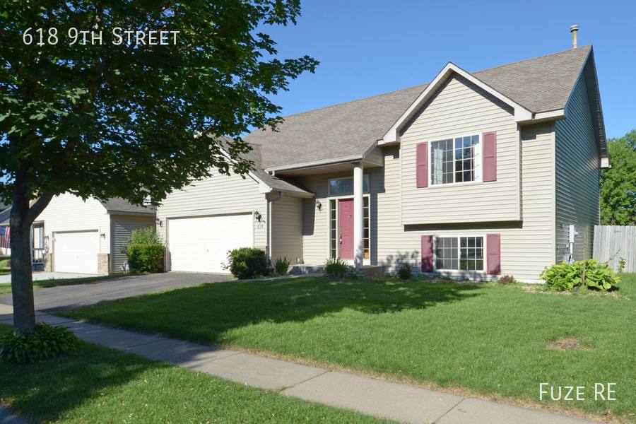 House for rent at 618 9th St, Farmington, MN 55024