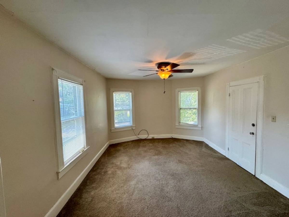 Apartment for rent at 28 Laurel Ave, Binghamton, NY 13905