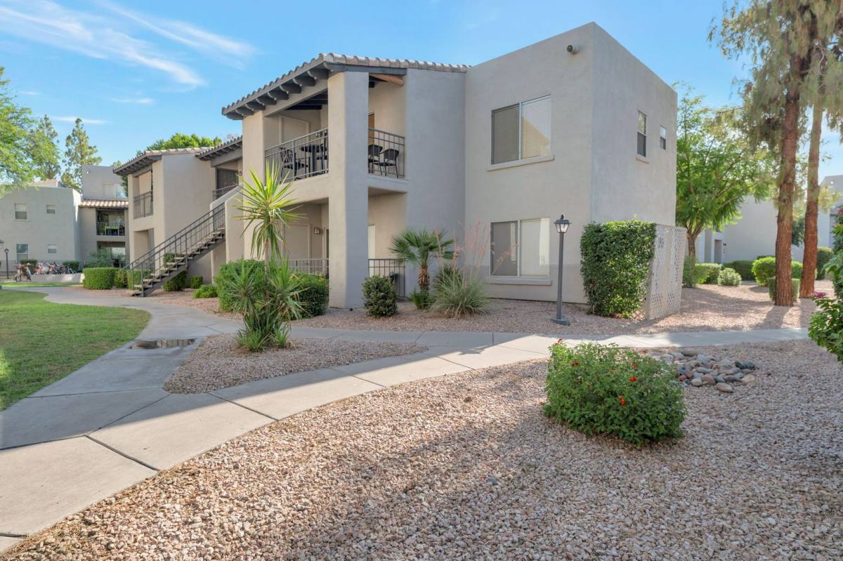 Condo for rent at 14145 N 92nd St #1051, Scottsdale, AZ 85260