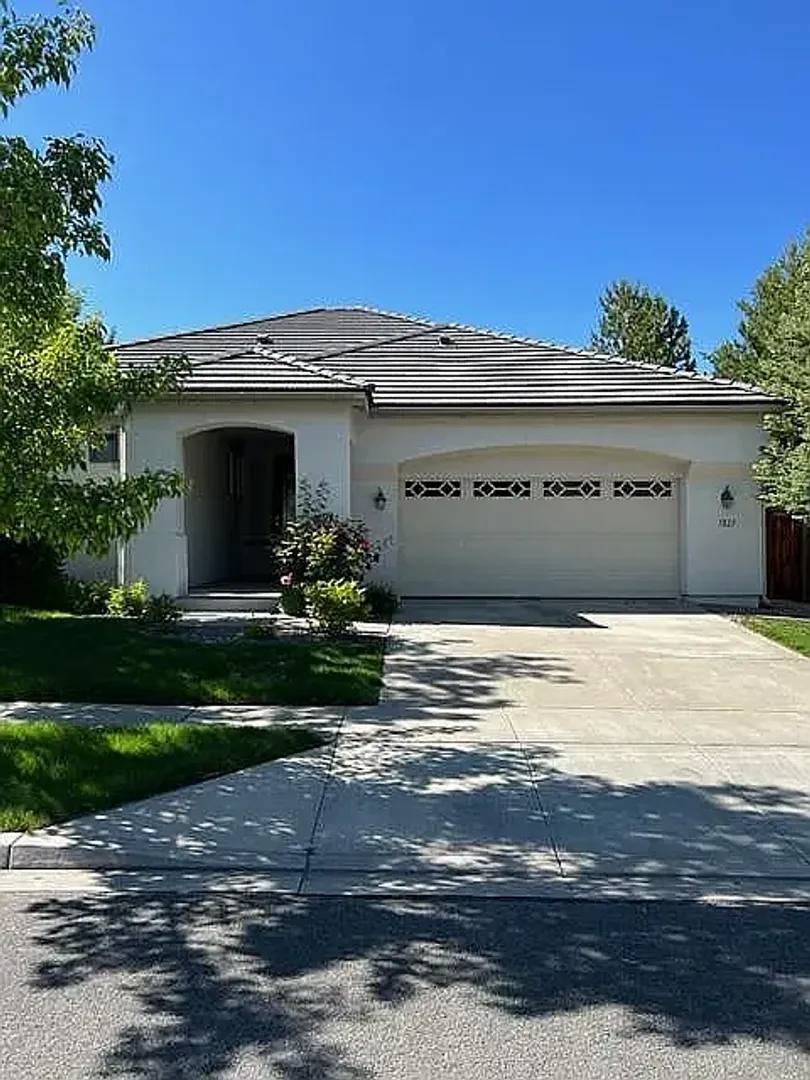 House for rent at 7827 Morgan Pointe Circle, Reno, NV 89523