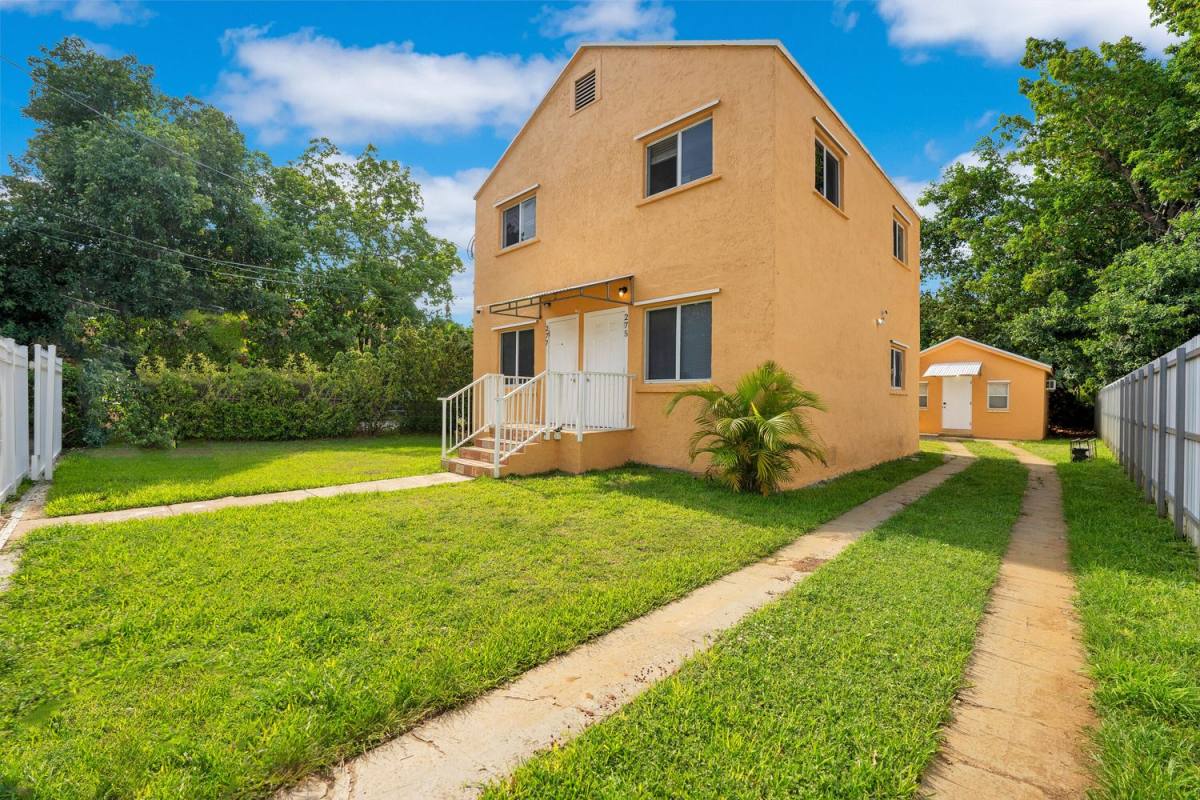 Apartment for rent at 275 NW 81st St #REAR, Miami, FL 33150
