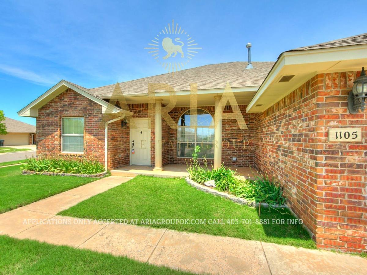 House for rent at 1105 Sparrow Hawk Dr, Norman, OK 73072