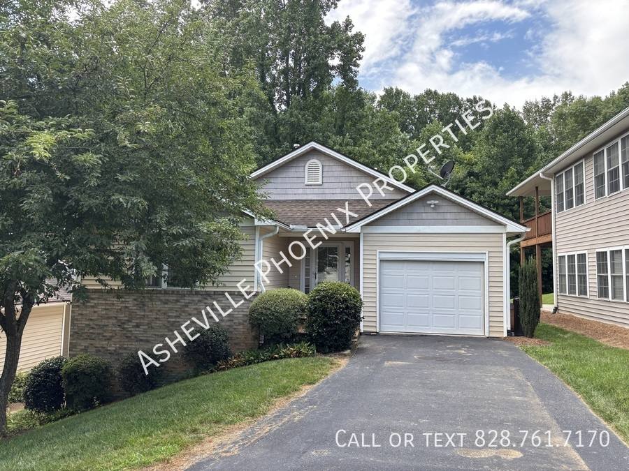 House for rent at 73 Creeks End Circle, Mills River, NC 28759