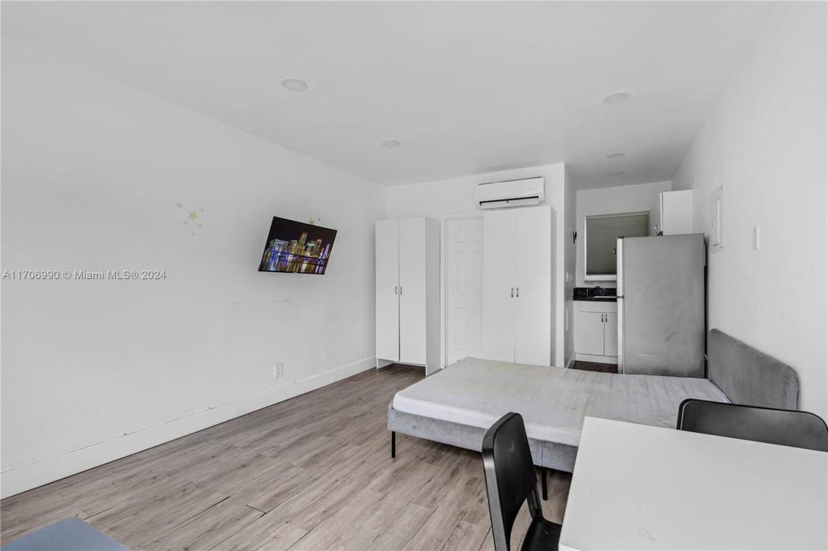 Apartment for rent at 110 NW 9th Ave #3-3, Miami, FL 33128