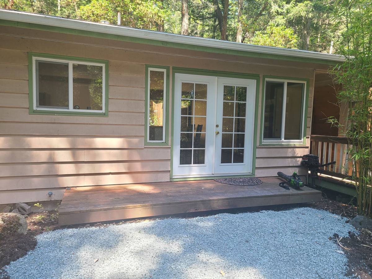 House for rent at 21 Grove St #1, Eastsound, WA 98245