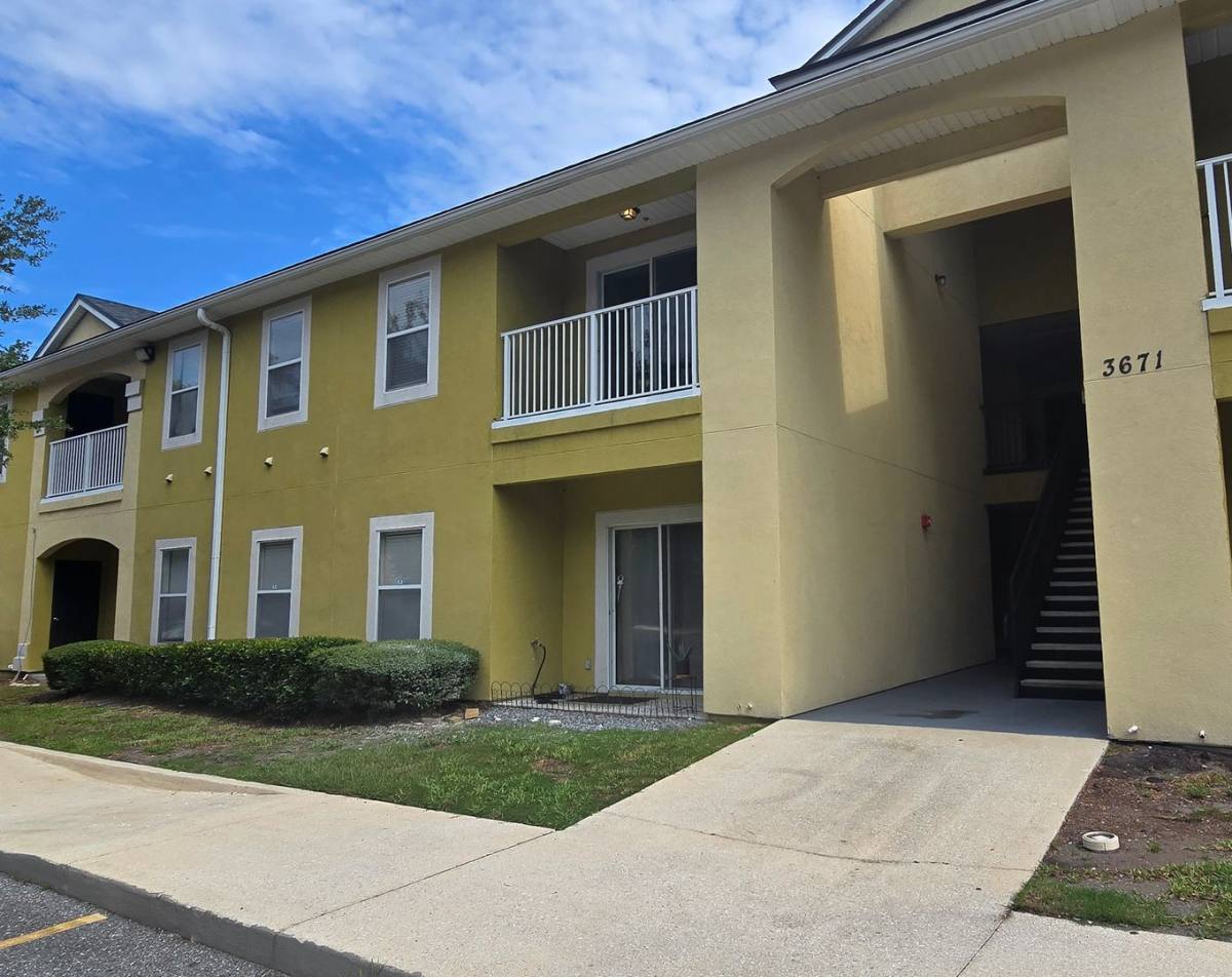 Condo for rent at 3671 Kirkpatrick Circle, Jacksonville, FL 32210