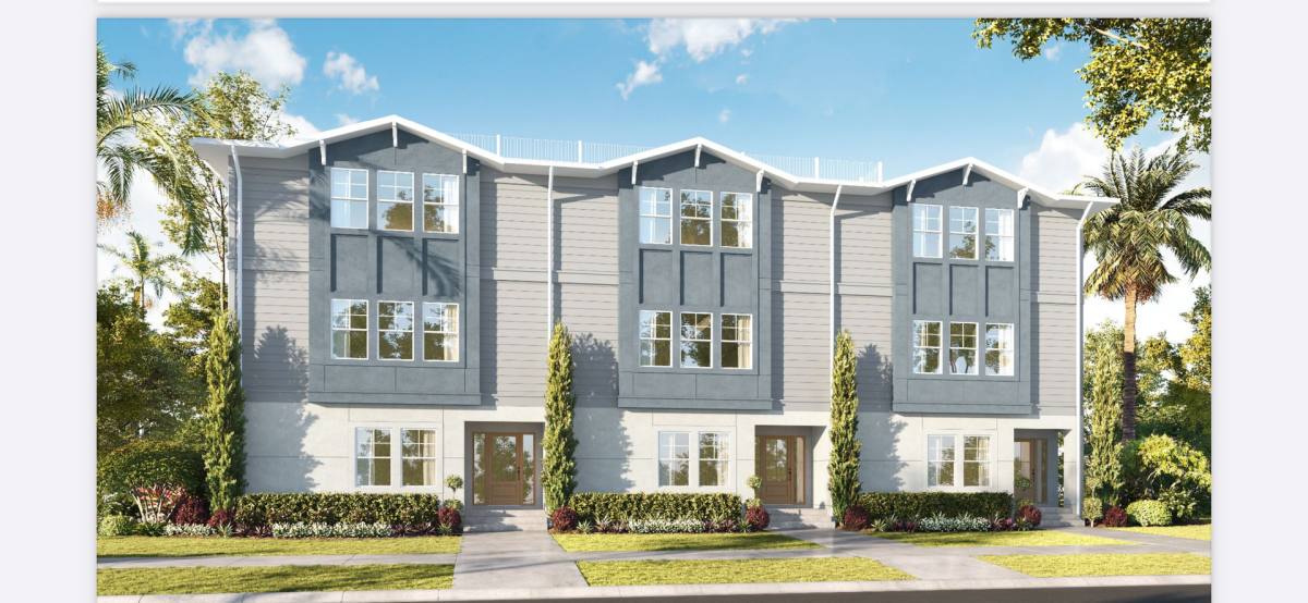 Townhouse for rent at 1206 W Lemon St, Tampa, FL 33606