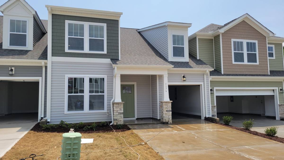 Townhouse for rent at 1176 Cobbler Lane, Boiling Springs, SC 29316